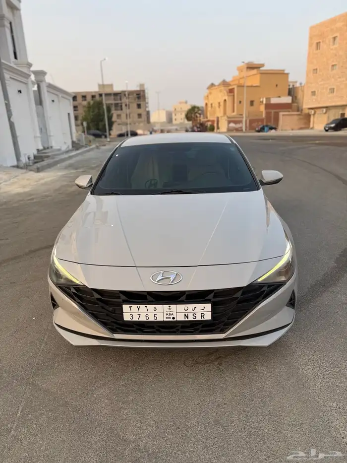 للبيع هونداي النترا 8