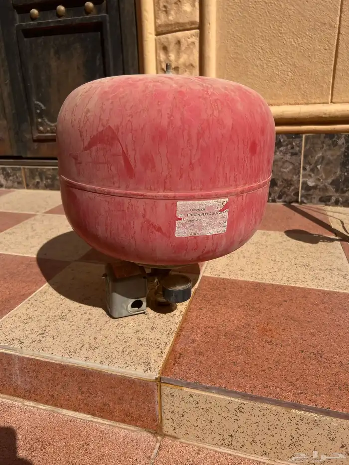 خزان ضغط (سمنان)صغير للمياة بالمنازل 1