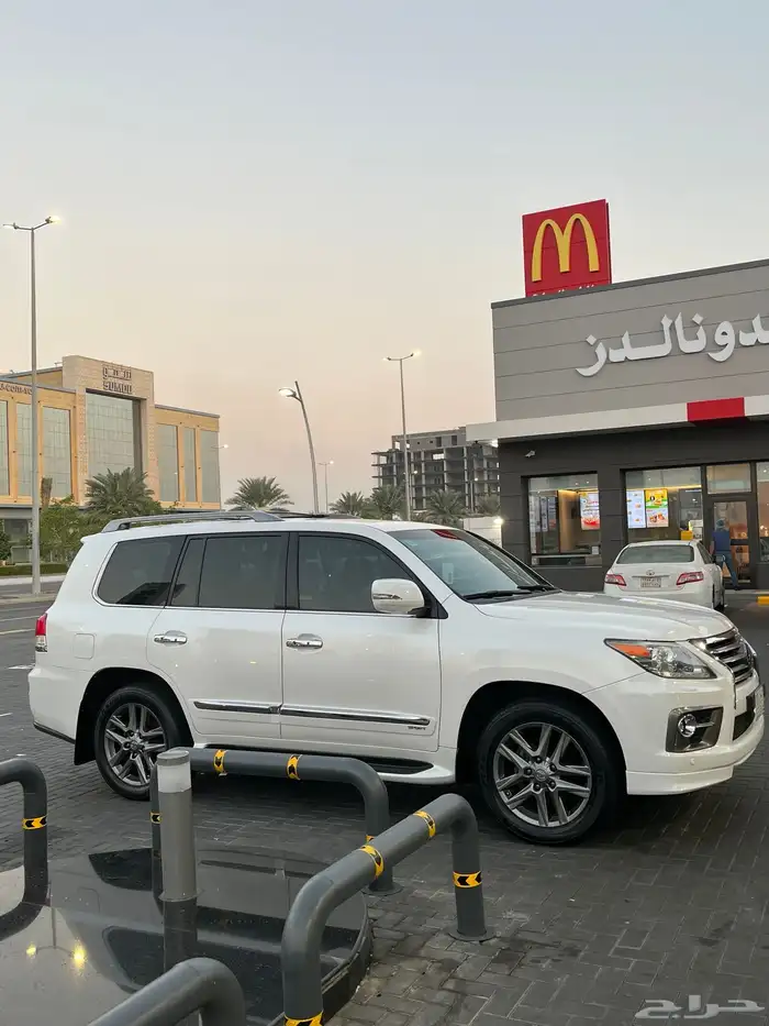 لكزس للبيع 2014 2