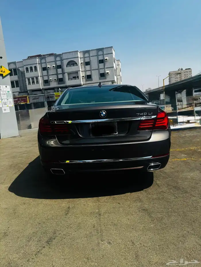 بي ام 730 2013 1