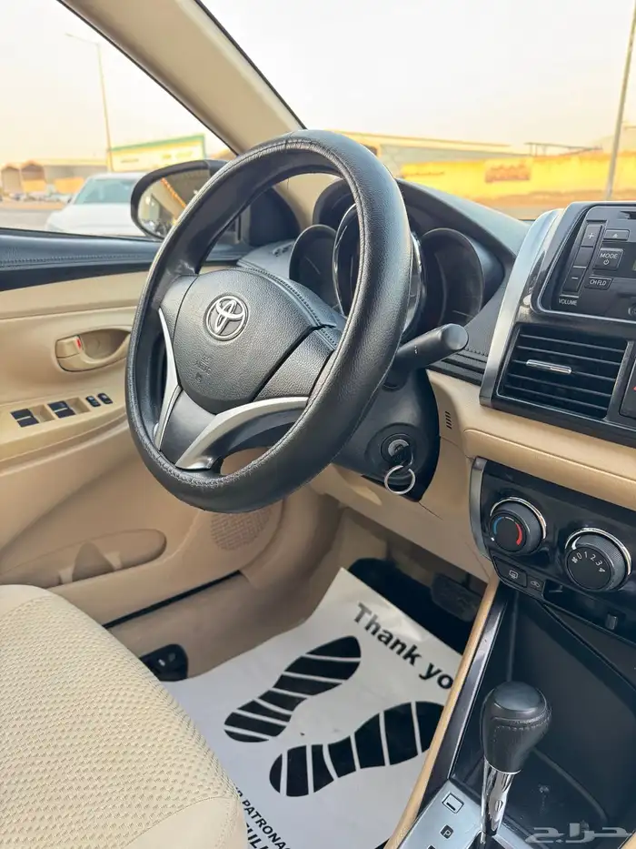 للبيع تويوتا يارس 2015 - ستاندر 13