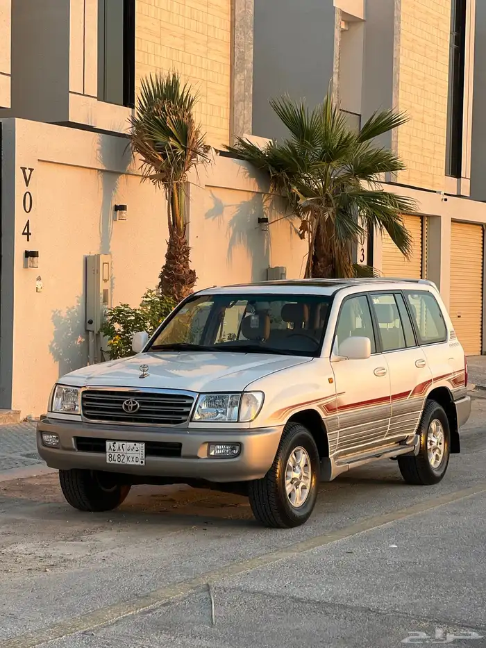 تويوتا لاندكروزر فل كامل قير عايدي اساس 16