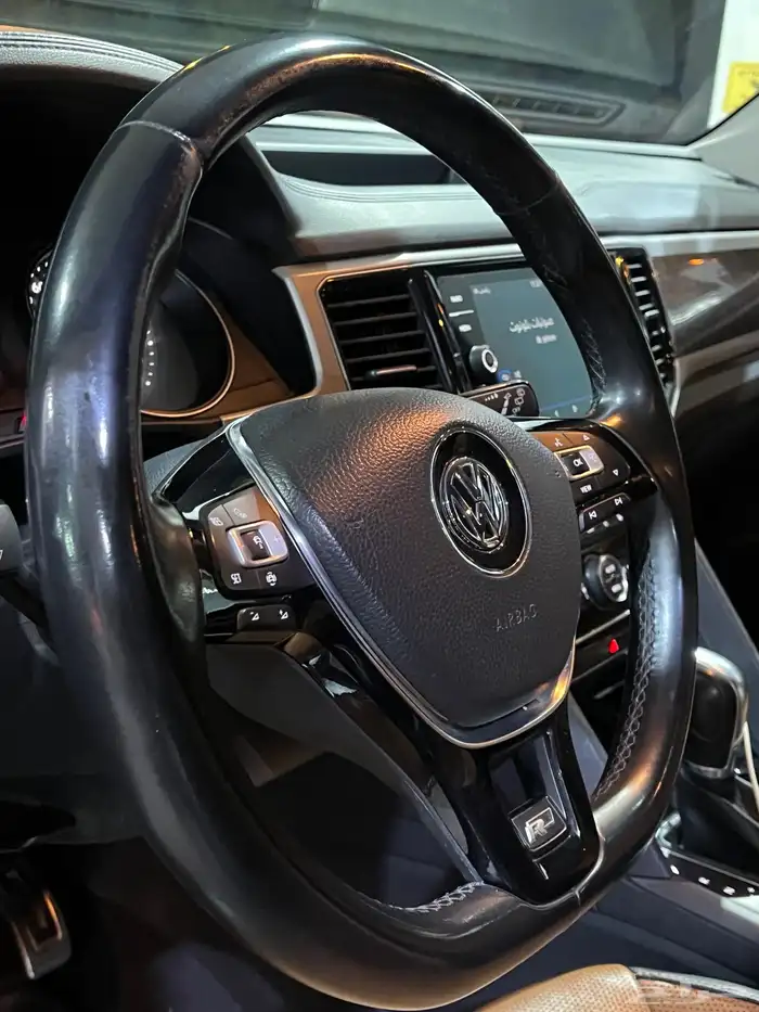 فولكس فاجن تيرامونت R-Line 2019 باسم (أمير) بحالة الوكالة 21