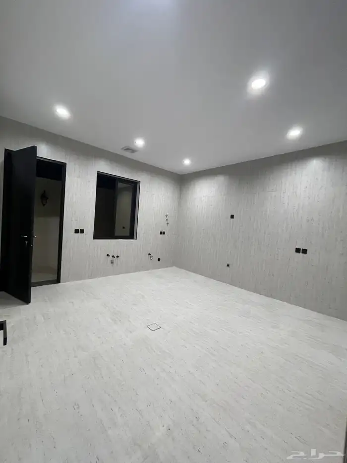 فلل للبيع حي الشروق 11