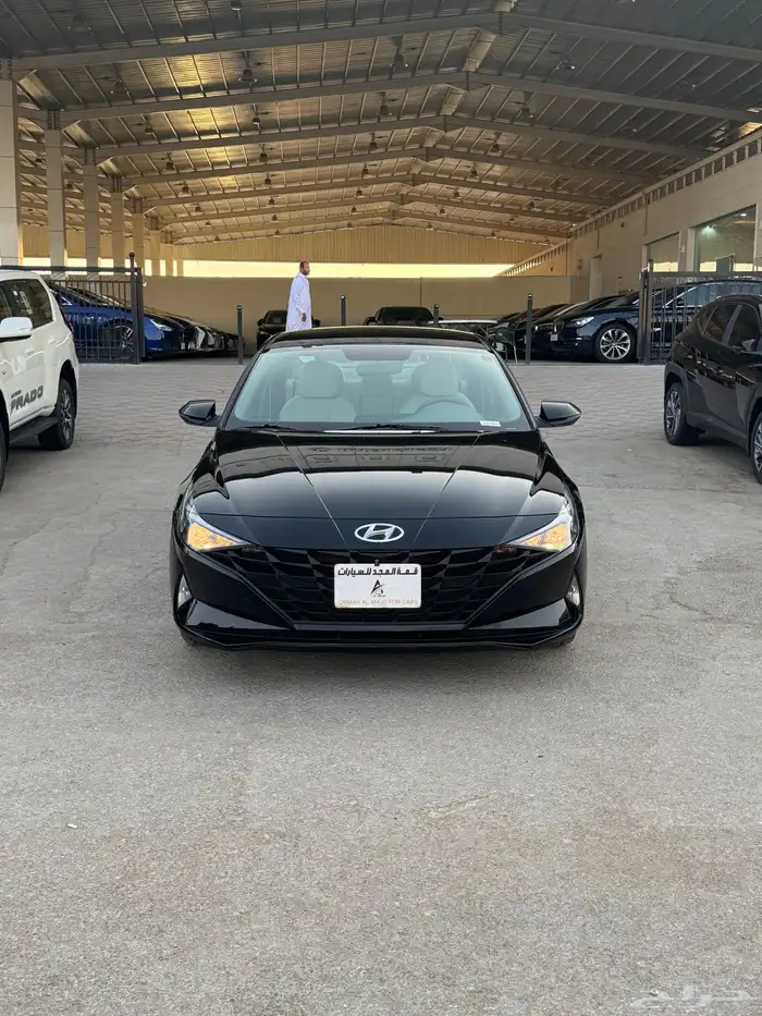 للبيع هيونداي النترا 2023-ستاندر - مكينه 1600-ممشى قليل جدا 0