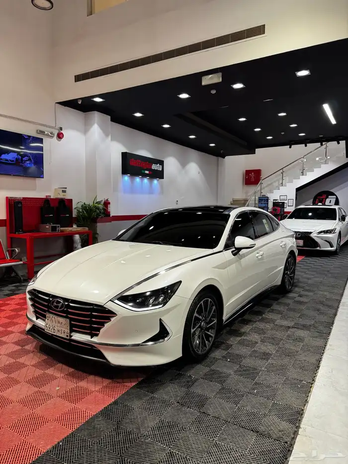 هيونداي سوناتا 2020 فئة ميد (Mid Option)   نظيفة جد ا 1