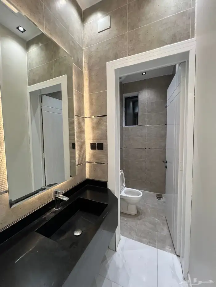 للبيع شقه علويه من 6 غرف وسطح حى البديع ابها 480 الف 8