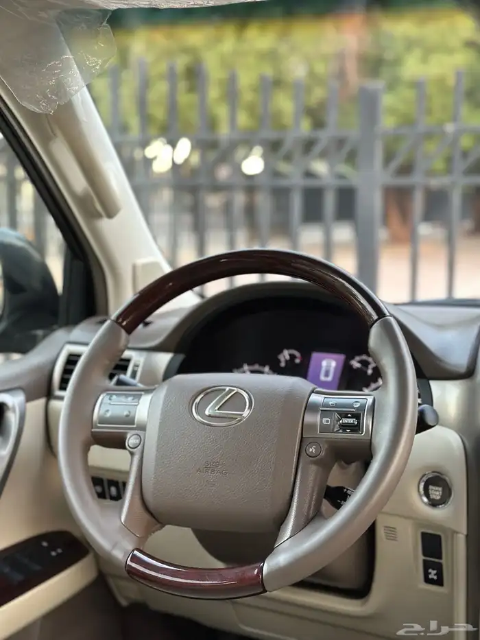 لكزس GX460 موديل 2014 سعودي فل كامل 12
