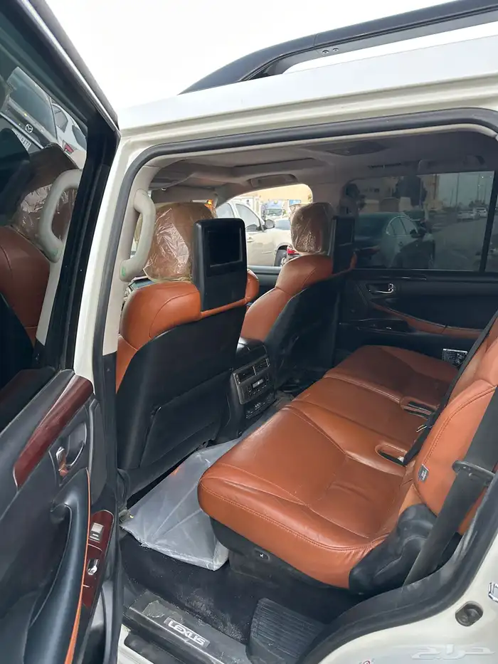 لكسز 2012ماشي498 3