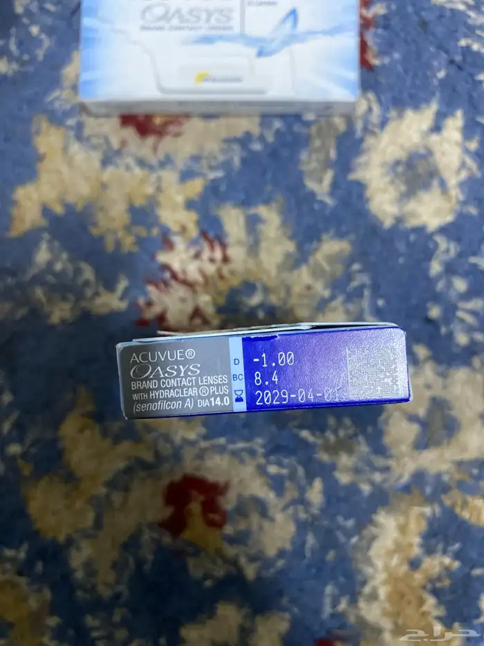 عدسات لاصقه 1