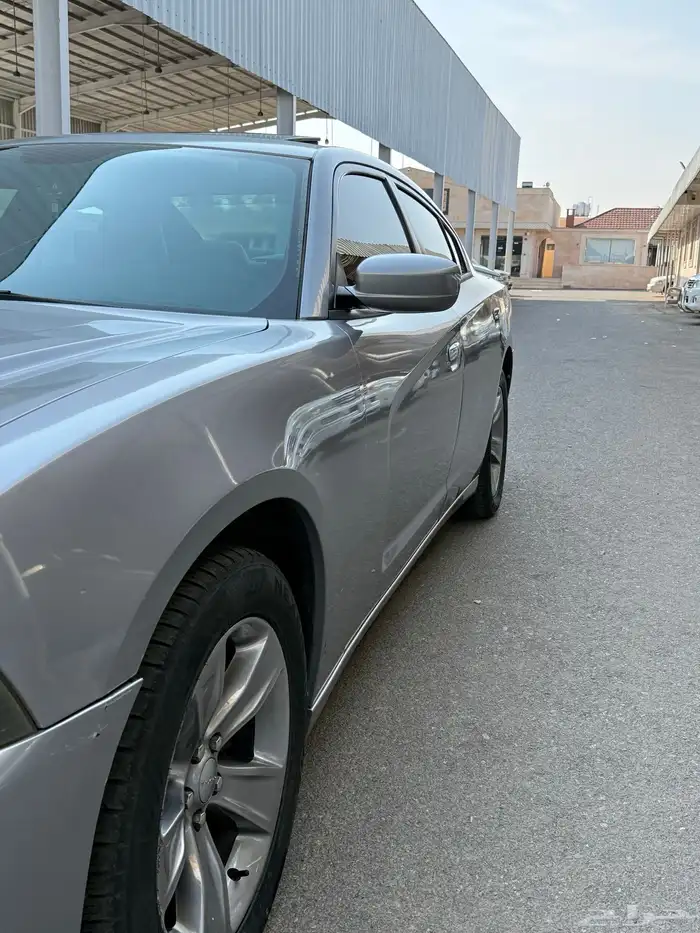 للبيع دوج تشارجر 2014 2