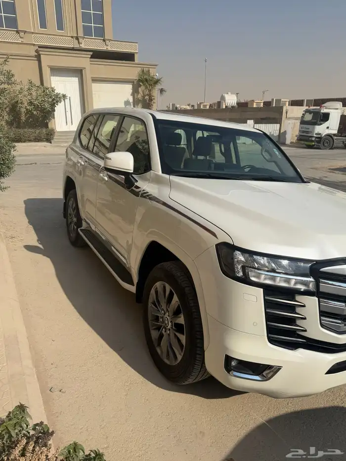 لاندكروزر 1