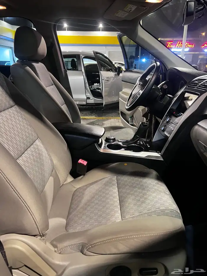 اكسبلور 2015 مالك واحد توكيلات الجزيره XLT نص فل 12