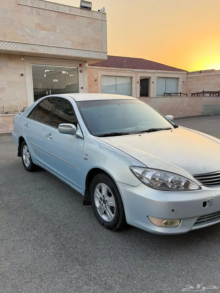 للبيع تويوتا كامري 2005 اتوماتيك 8