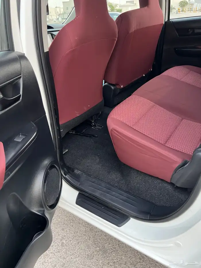 للبيع هايلكس مديل 2024 ديزل 12