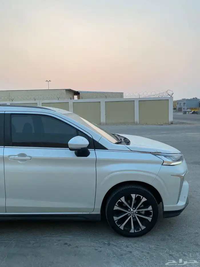 فيلوز تويوتا ممشى قليل ( الاحساء ) 5