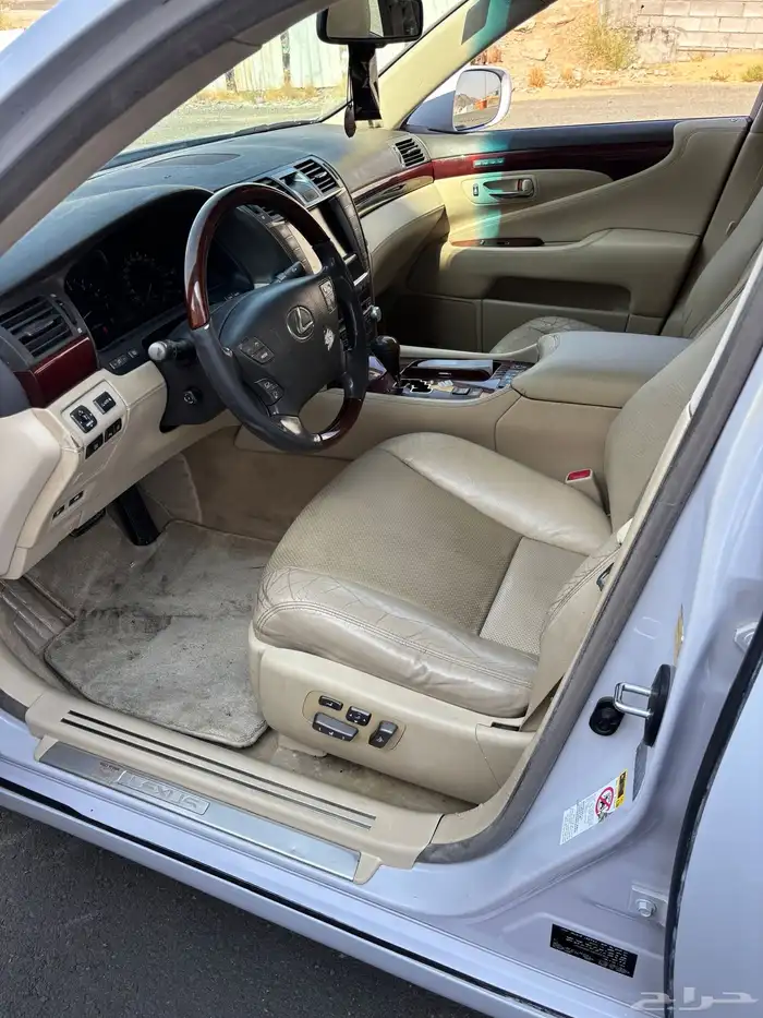 لكزس 460 L 7