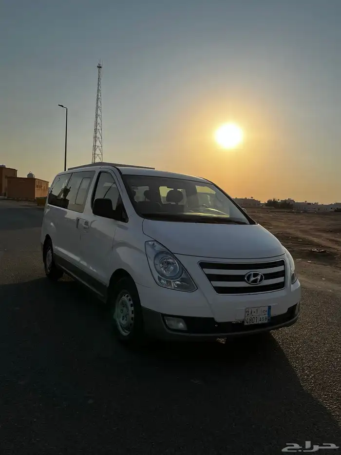 H-1 باص هيونداي 2016 3