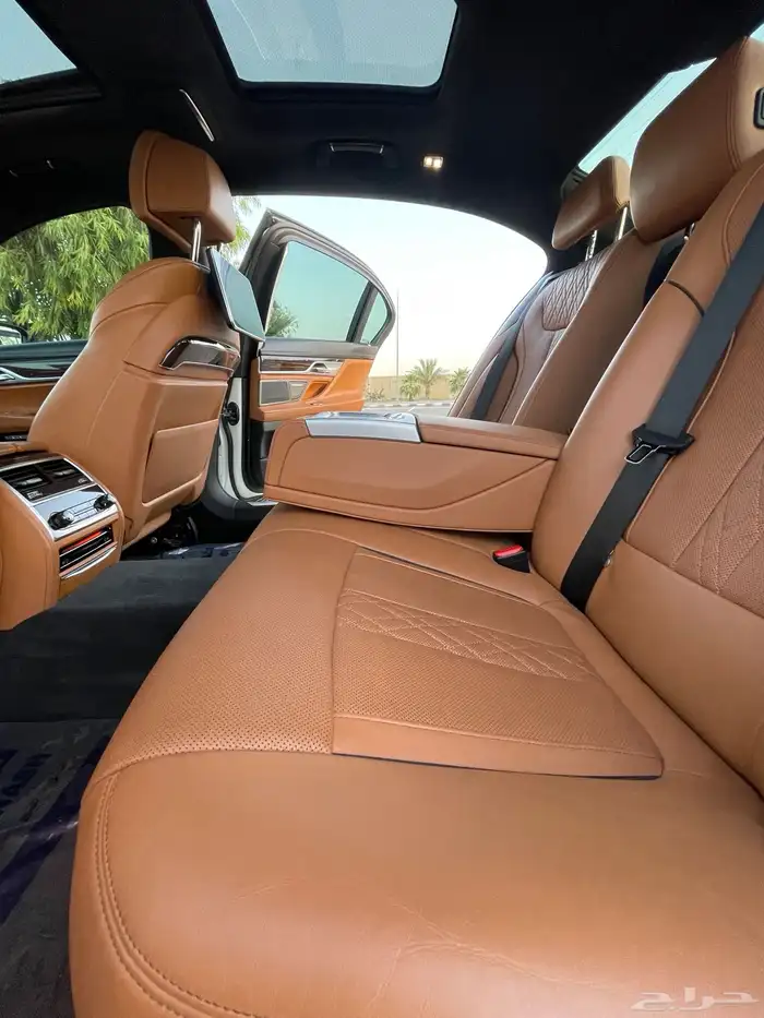 بي ام دبليو2017 فل كامل اعلى مواصفات740الموقع بريده 53