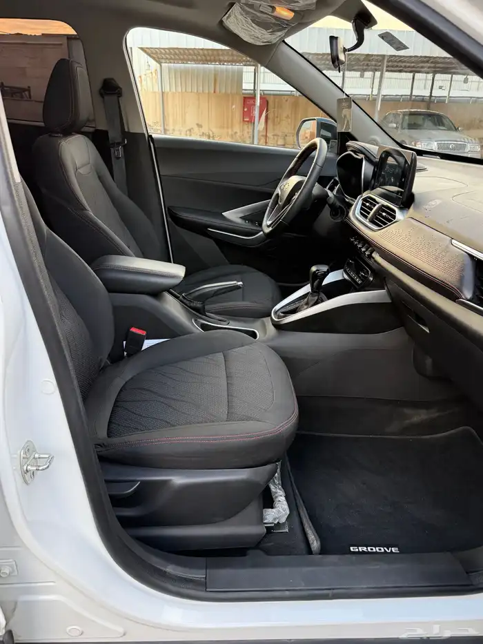 للبيع شفرولية جروف 2024 شرط 18