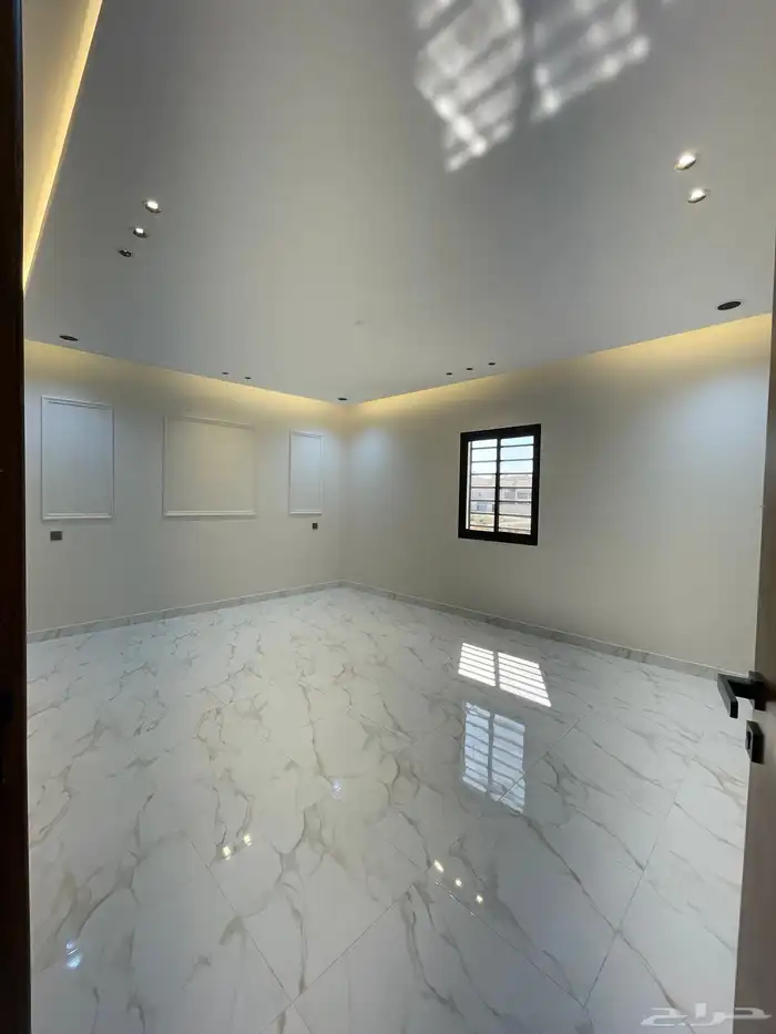 للبيع شقه روف دوبلكس مع بايكة سياره خميس مشيط 7