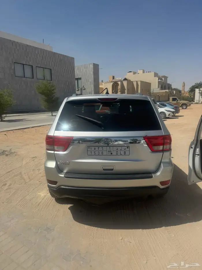 جراند شيروكي نظيف 1