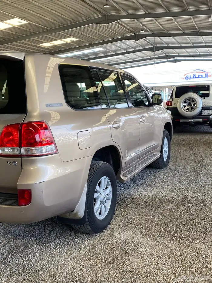 جى اكس ار 2009 ( 8 سلندر ) 7