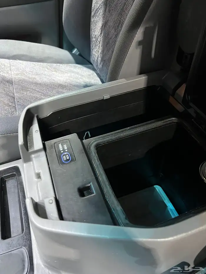 للبيع تويوتا لاندكروزر موديل 2000 19