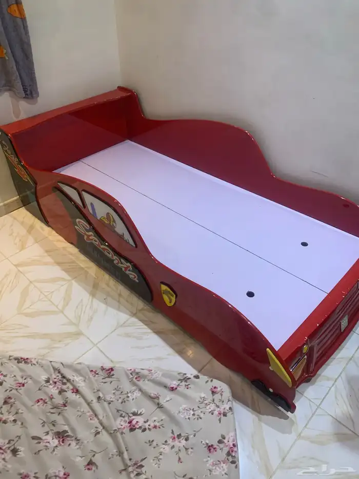 سرير اطفال 0