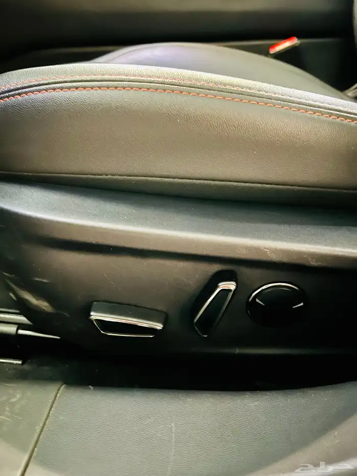 فورد تورس تيتانيوم فل كامل موديل 2023 10