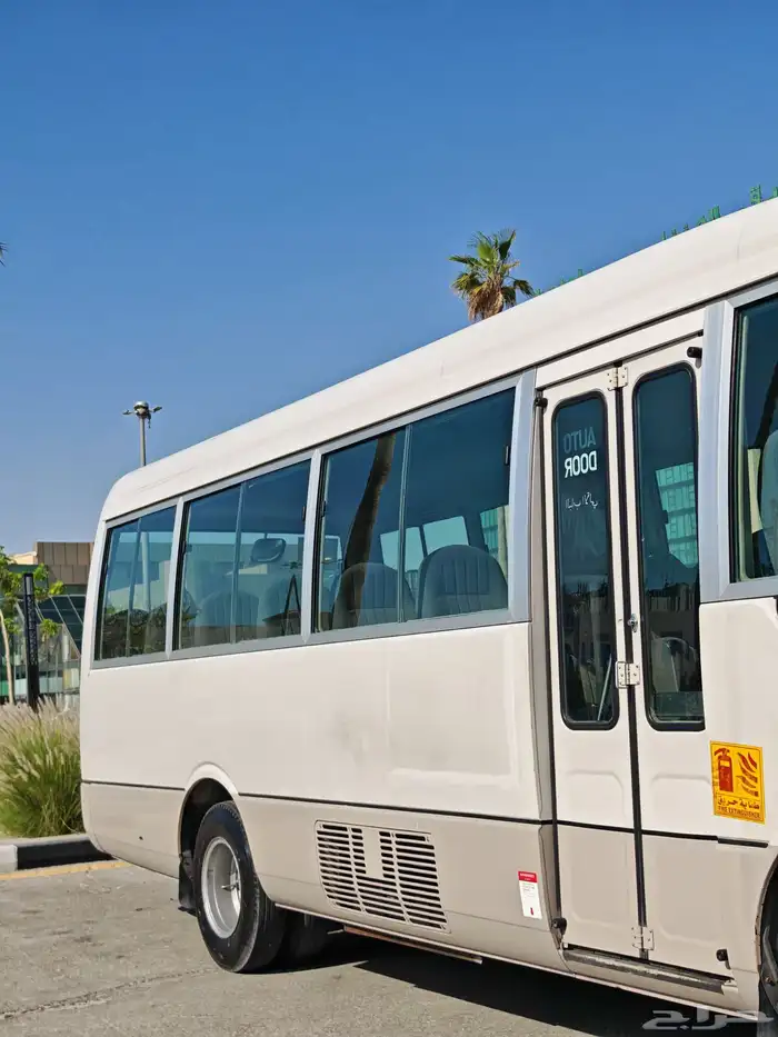 باص فوزو ديزل 30 راكب 10