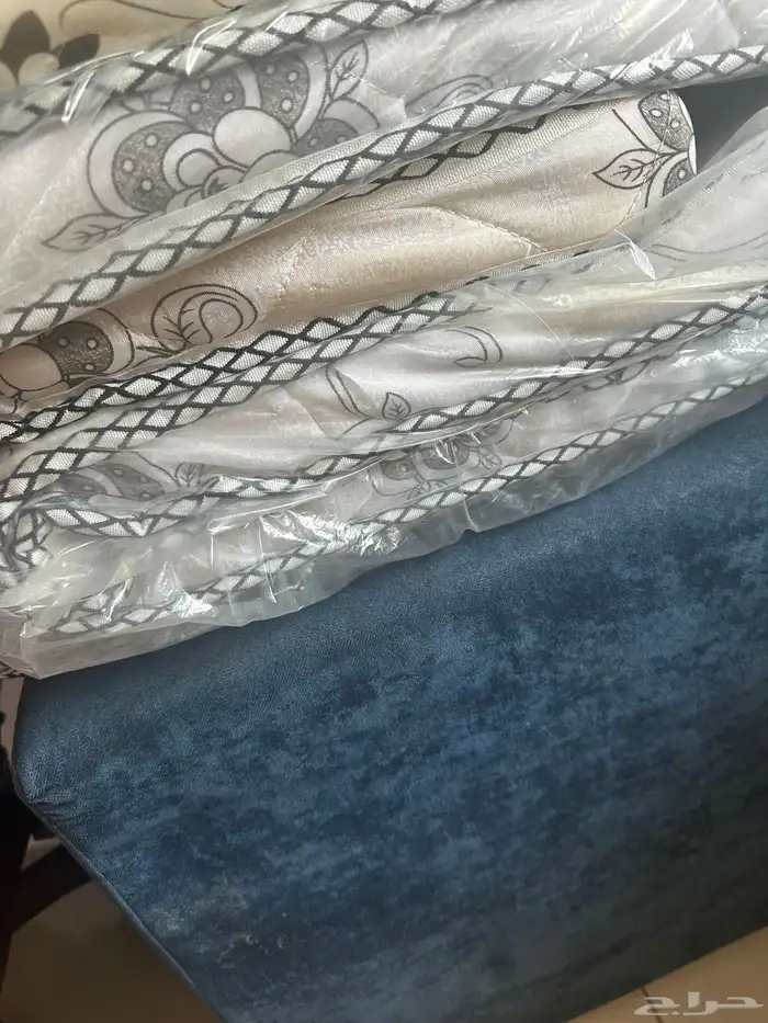 مراتب عرض متر منهم جديد لم يستعمل 1