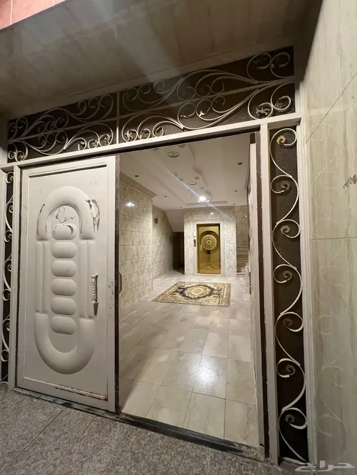 عمارة للبيع جبرة 11