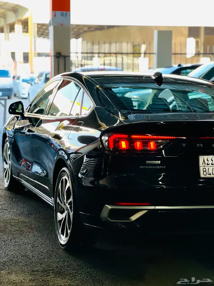 فورد تورس تيتانيوم فل كامل موديل 2023 4