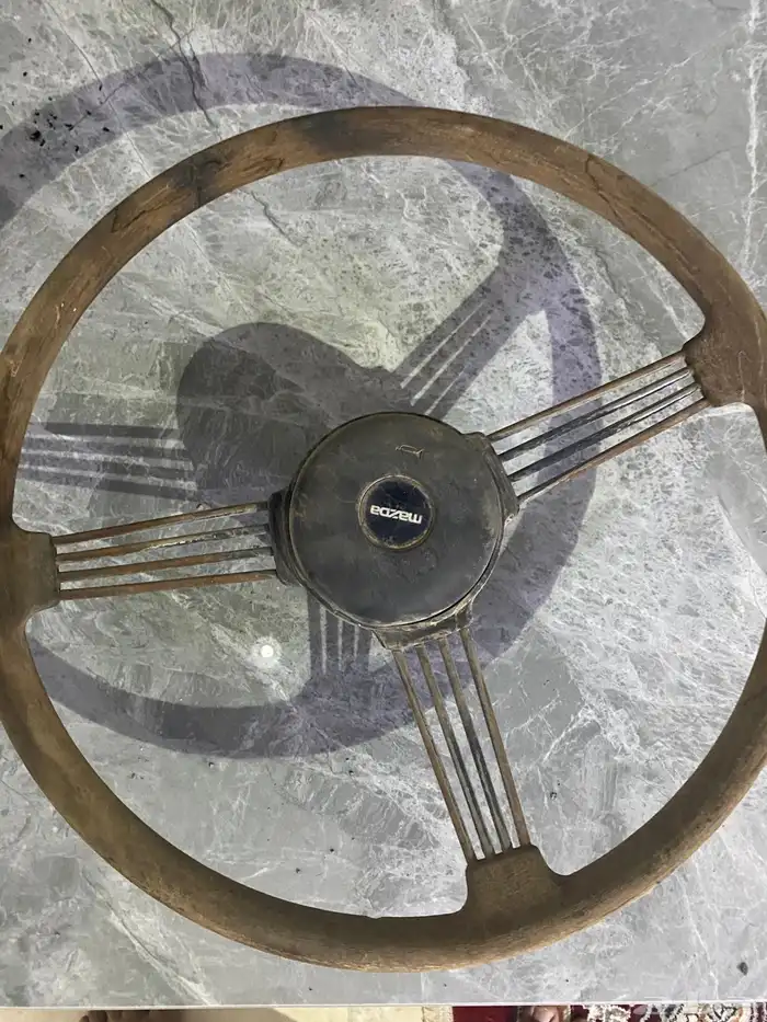 طاره مازدا قديمه كلاسيك 2