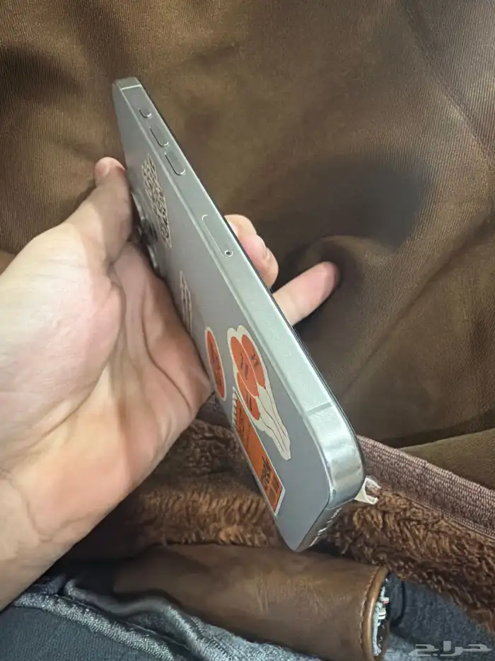 ايفون 15 برو ماكس نظيف الخرج 3