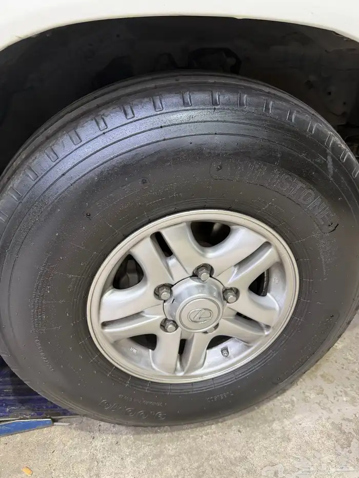 جنوط الكزس وبالون 1