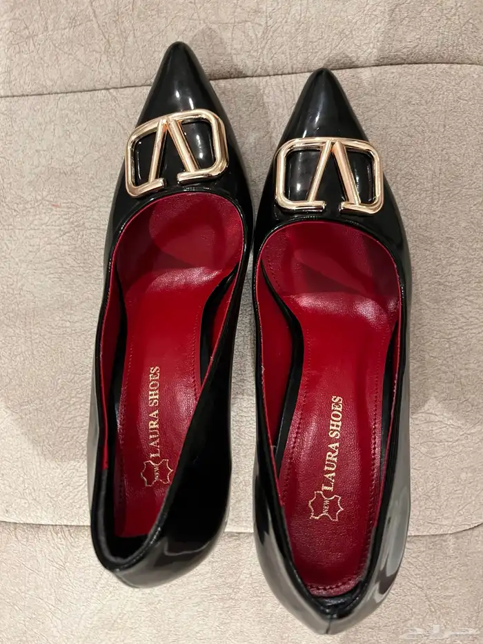 بيع كعب فالنتينو وفستان سهرة فخم وناعم 0