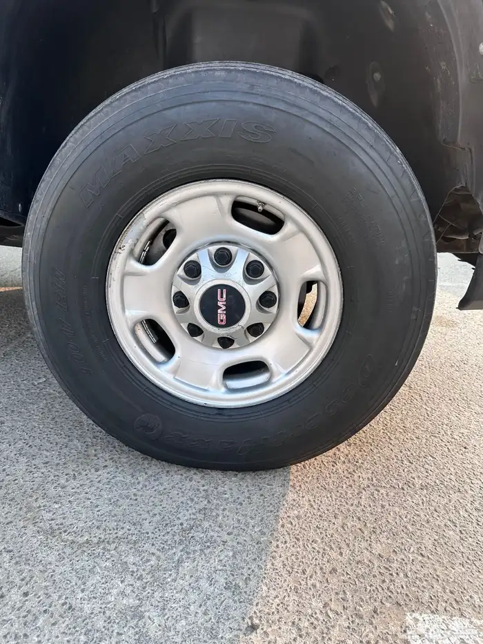 تواير بالون ماكسس أبو جمل مقاس 17 900 0