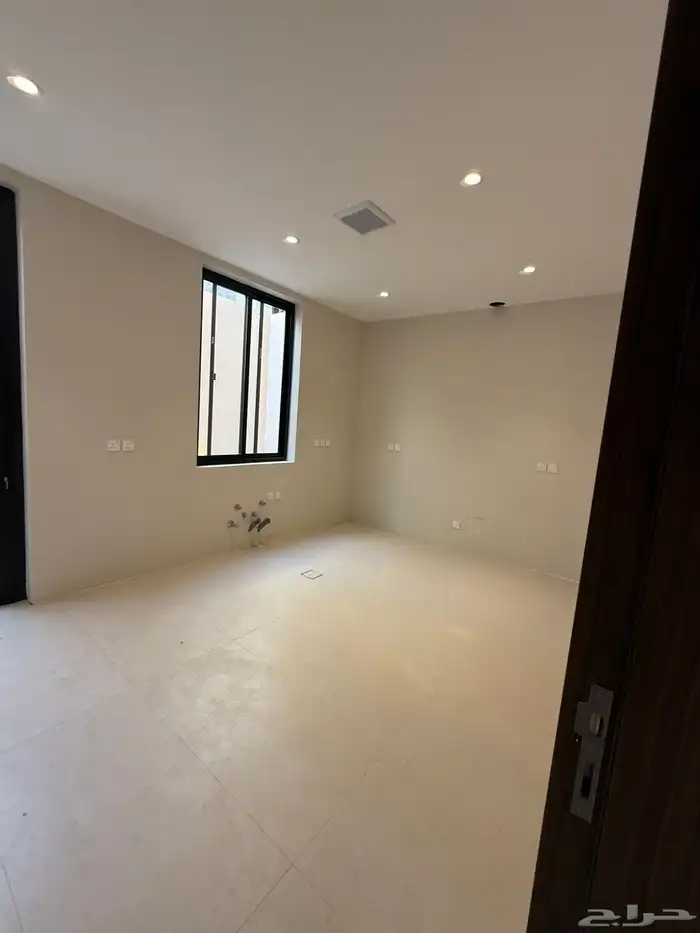 تاون هاوس ب1.179مليون فقط و البيع بدون سعي 13