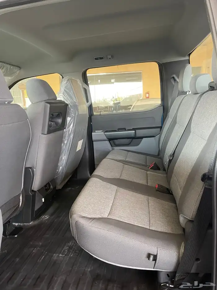 فورد غمارتين F150 فئة XLT موديل 2024 متوفر لدى الحسن 6