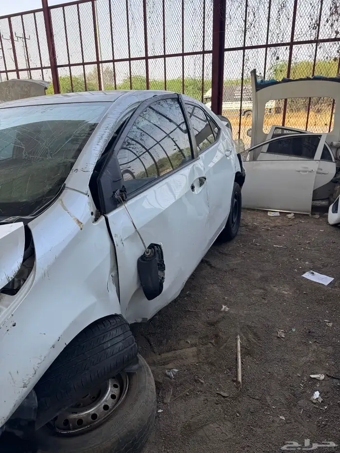 كورلا 2015 للبيع قطع فقط 13