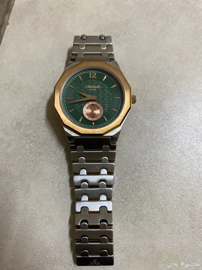 ساعه كارديال بقيمه 600 لايجي الا الصامل 0