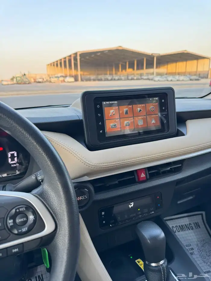 للبيع تويوتا يارس 2023 بلس - ممشى قليل جدا 11