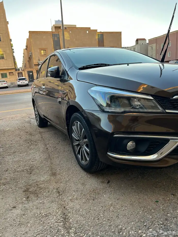 سوزوكي سياز فل كامل 2023 للتنازل 7