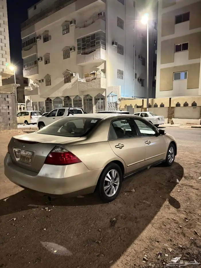 هوندا اكورد 2006 للبيع 4 سلندر نظيفه 1