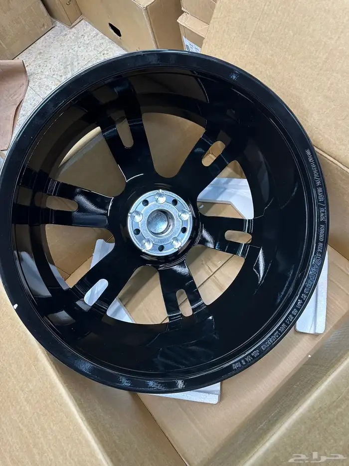 جنوط بنتلي موديل 2021 ايطالي مقاس 21 2