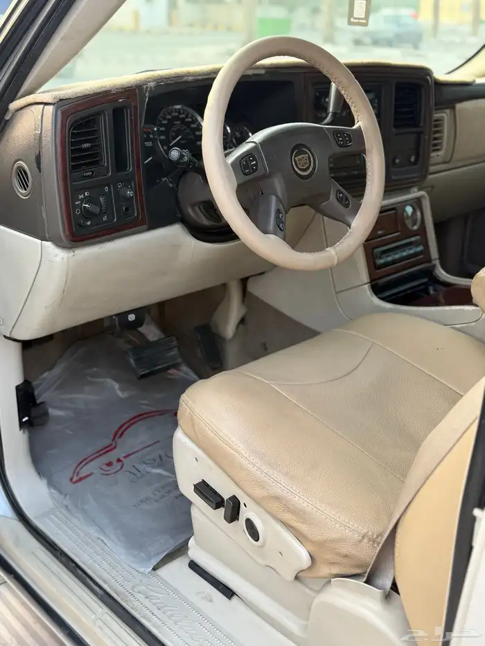 كاديلاك اسكاليد 2005 قمه النضافه 12