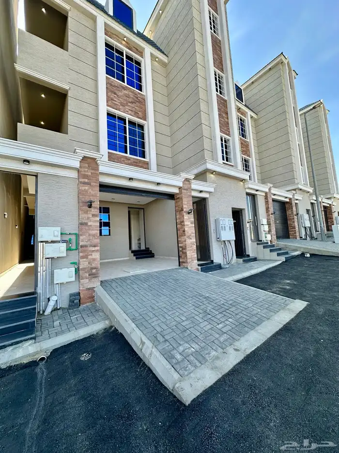 للبيع شقق ارضيه وعلويه تشطيب مودرن بحي المعارض تبدأمن520الف 2