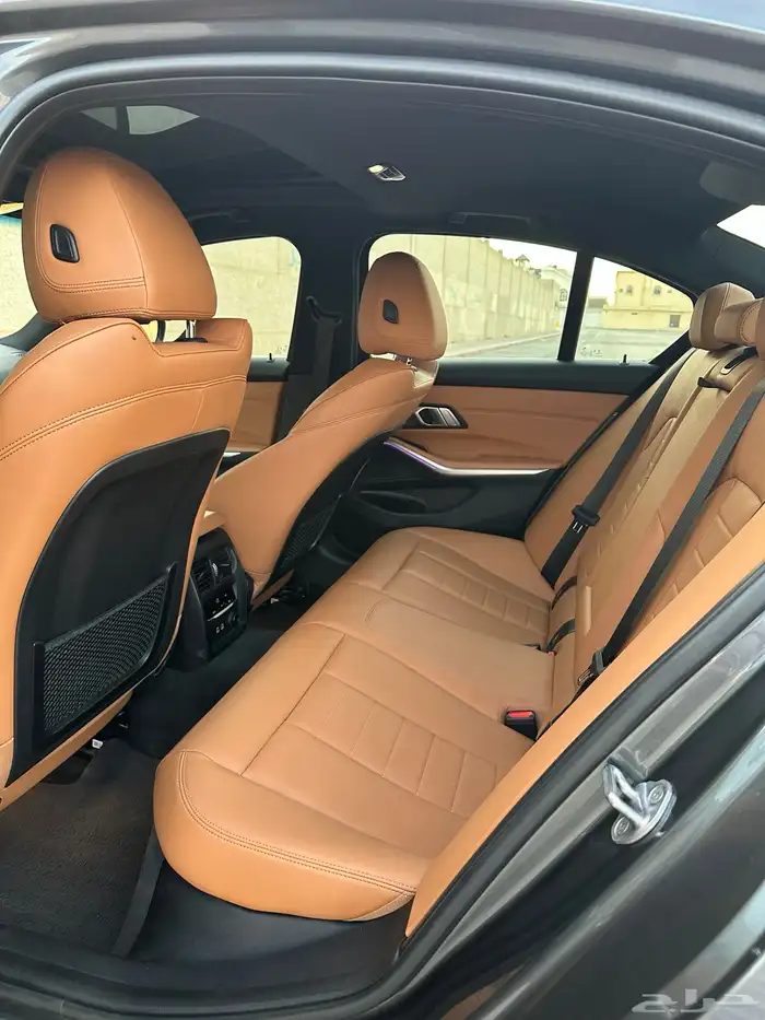 بي ام دبليو 330im وكالة تشييكات وكالة الفردان 31